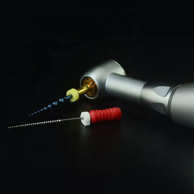 Rostfreies zahnmedizinisches Handpiece-Hochgeschwindigkeitsinstrument mit Flachfeile-externem Spray 1000-2000Rpm